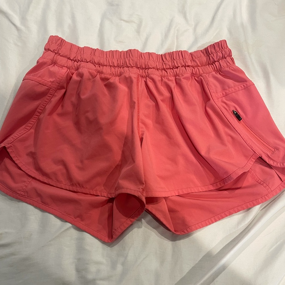 Tracker shorts 4”